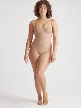 NEW Quince Nude Seamless Shaping Bodysuit Large